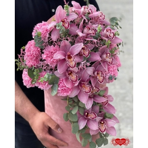 Купить коробку с розовой орхидеей с доставкой в Хабаровске