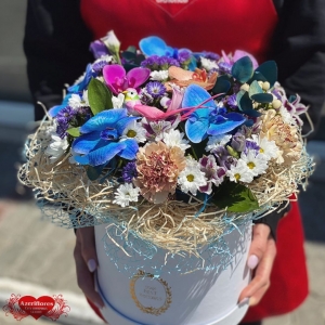 Летняя коробка цветов с доставкой в Хабаровске
