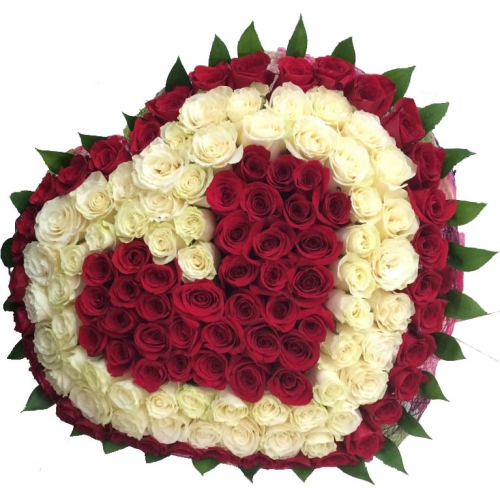 Купить букет в форме сердца из бело-красных роз в Хабаровске