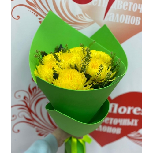 Купить букет из 7 хризантем Антонов с доставкой в Хабаровске